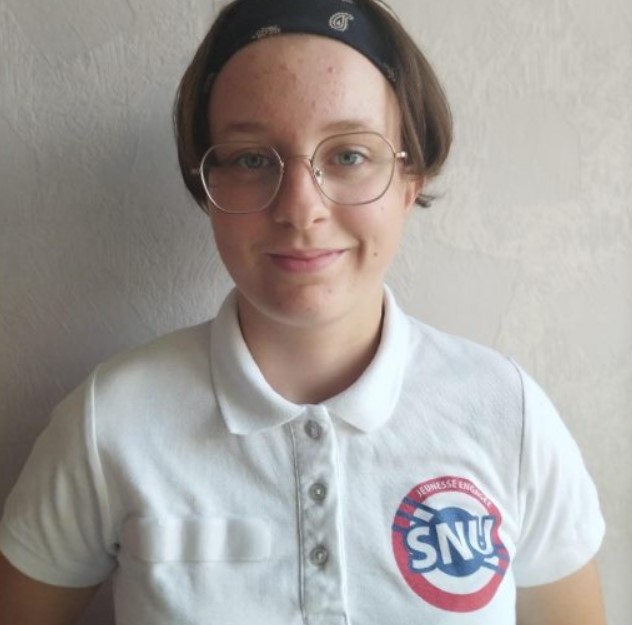 Axelle Accueillie En Service National Universel Au P le Enfance De Tr vou