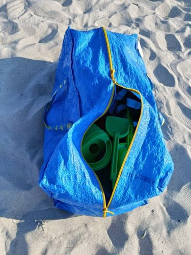Sac de jouets de plage recherche son propriétaire
