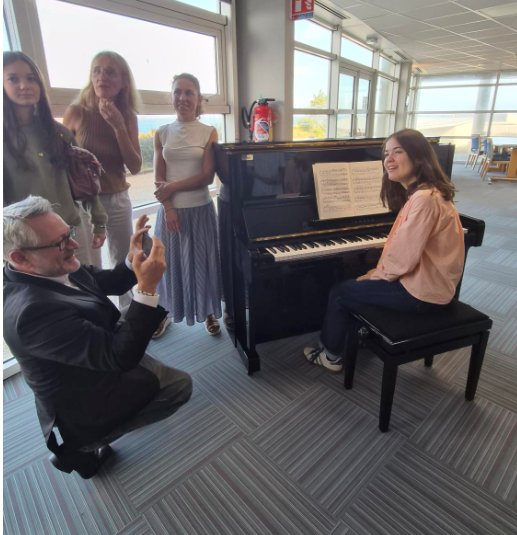 🎹 Un piano pour tous au Centre de rééducation de Trestel